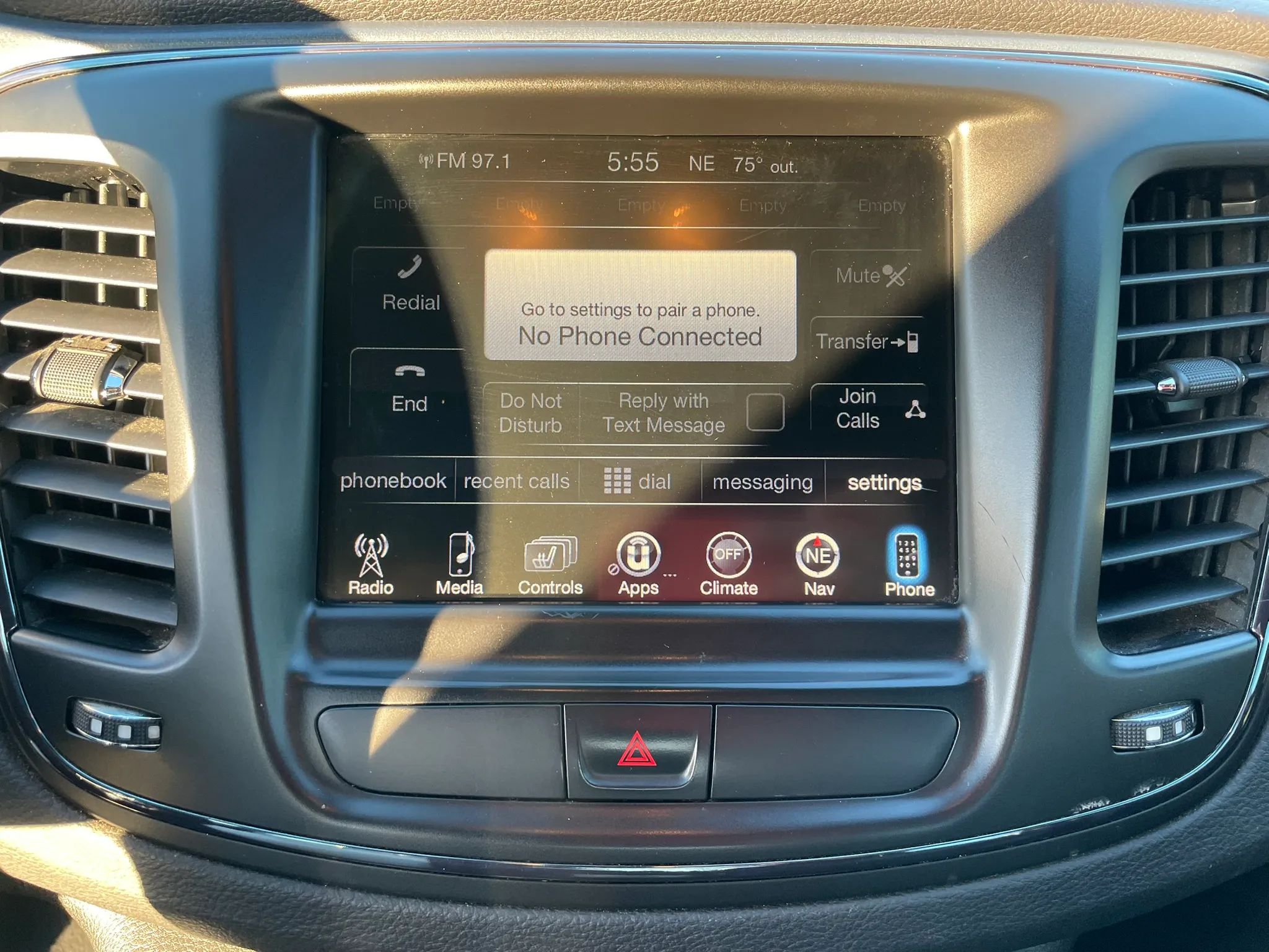 2015 CHRYSLER 200 200S — photo 14