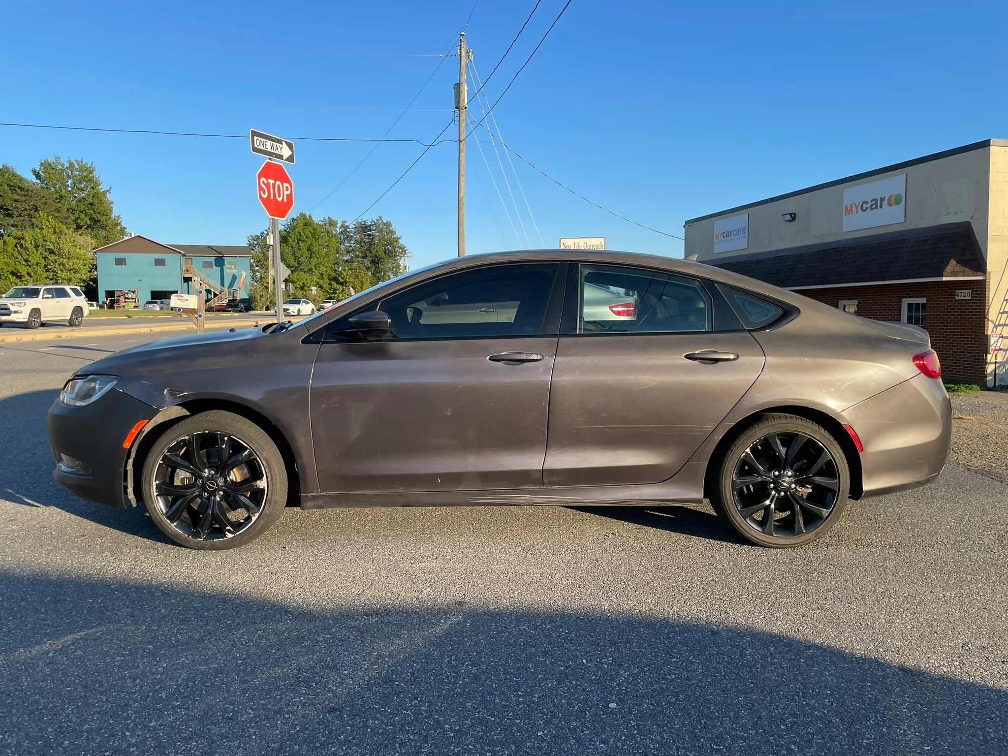2015 CHRYSLER 200 200S — photo 2