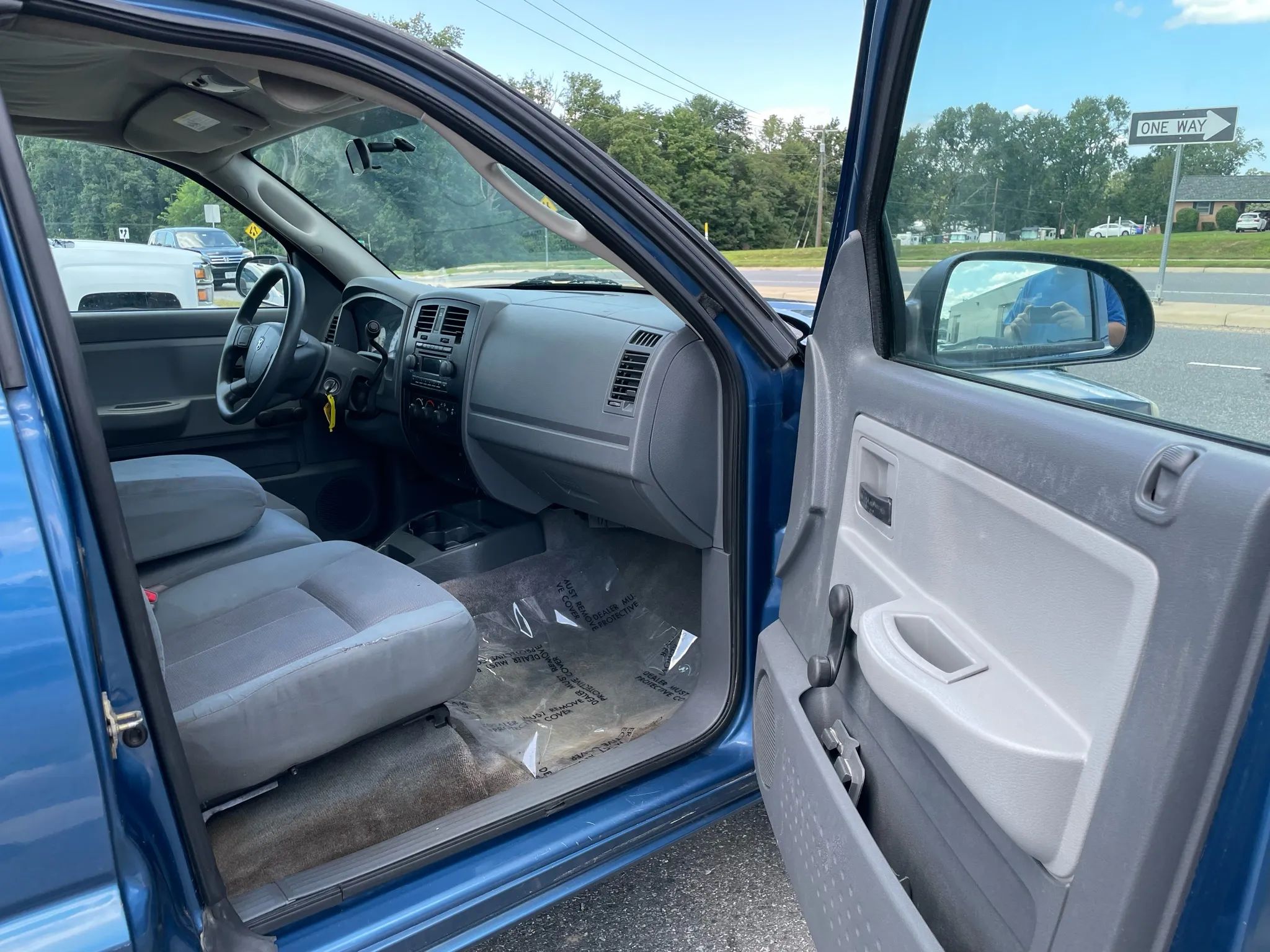 2005 DODGE Dakota