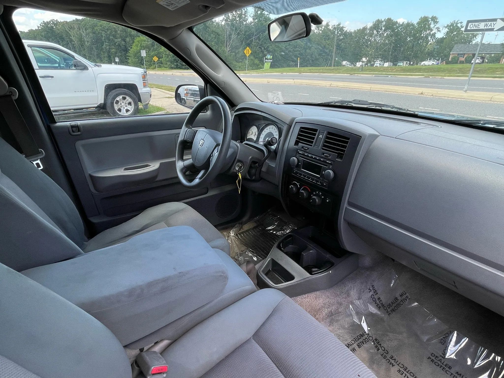 2005 DODGE Dakota