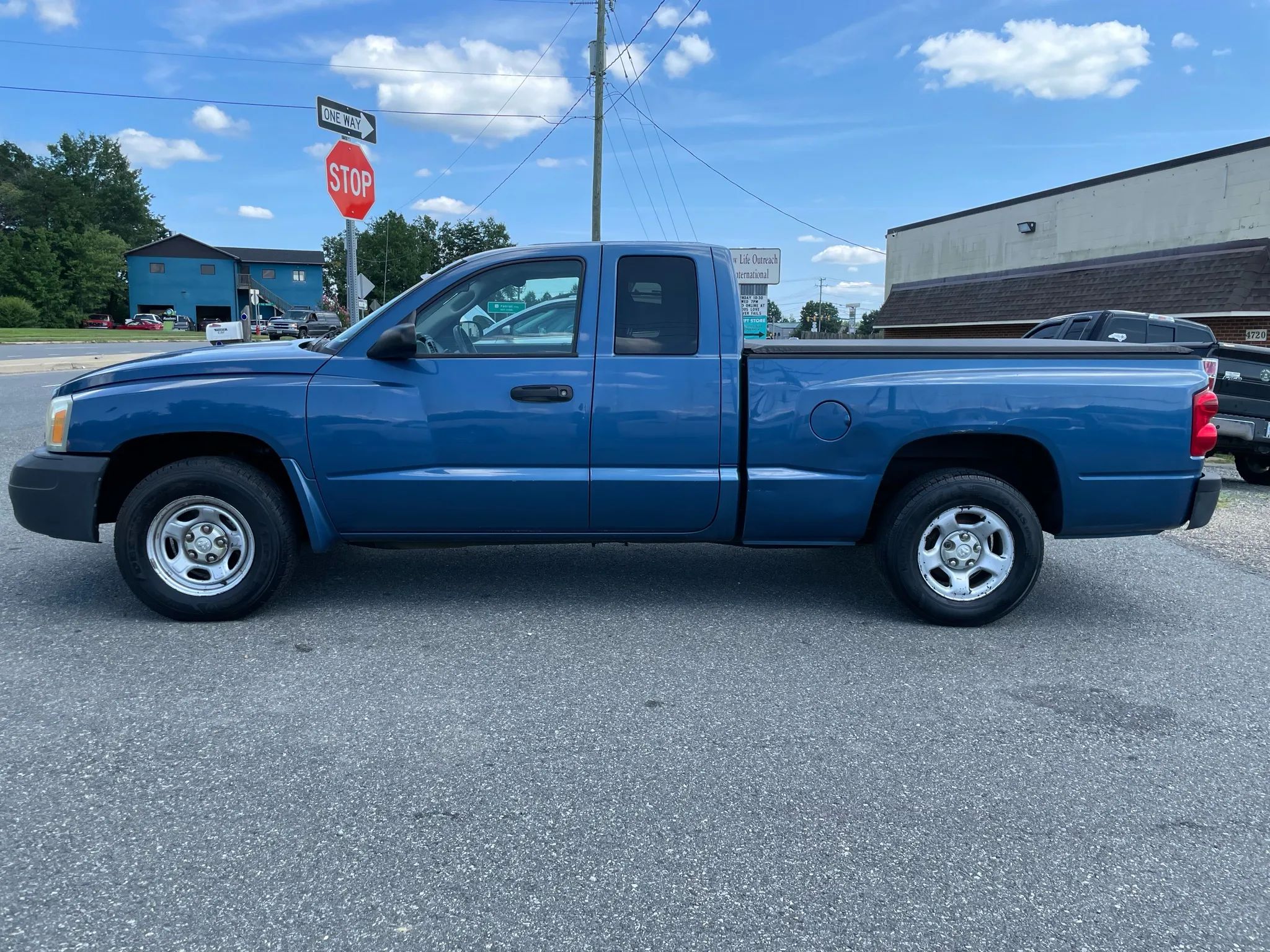 2005 DODGE Dakota