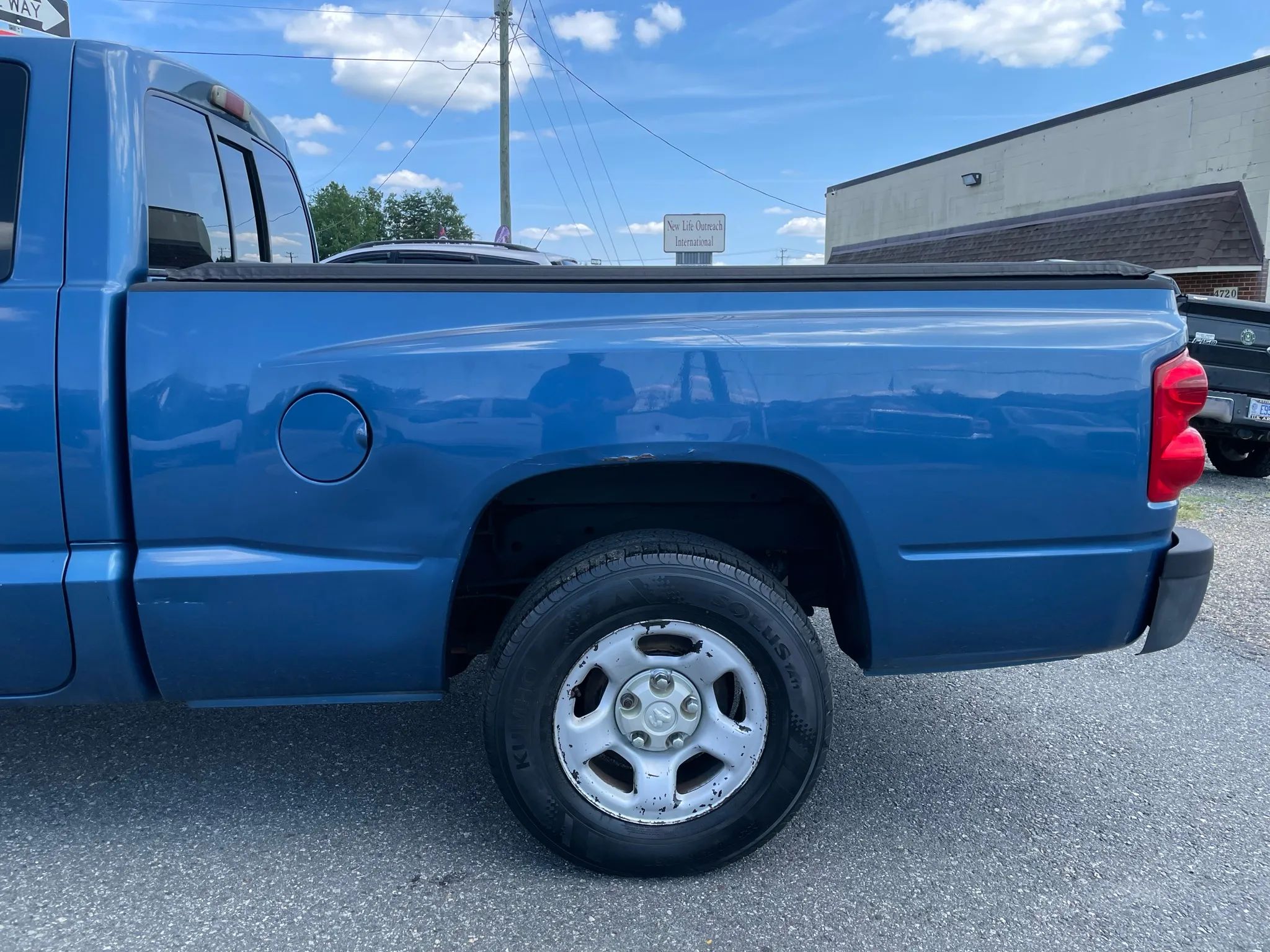2005 DODGE Dakota