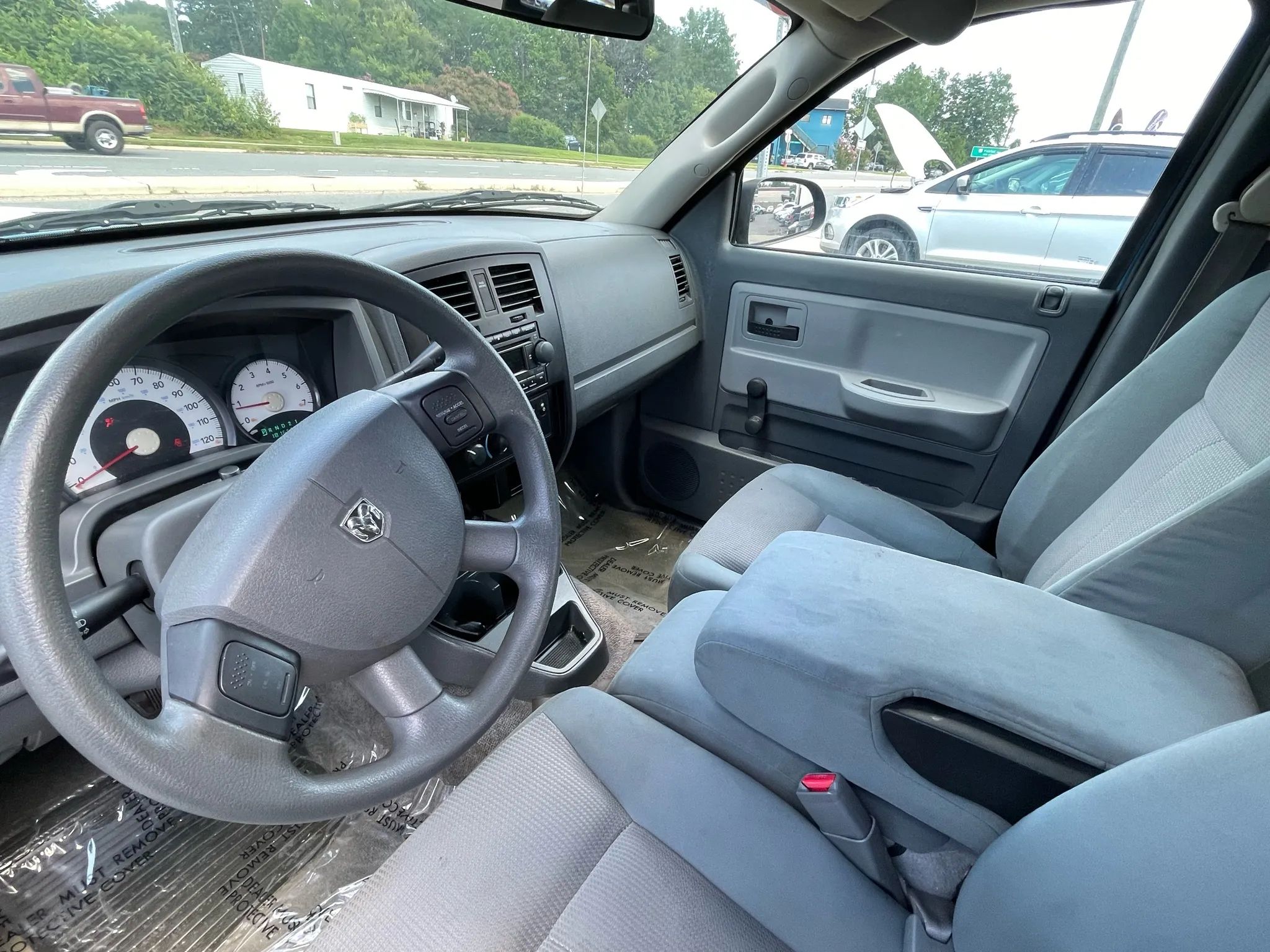 2005 DODGE Dakota