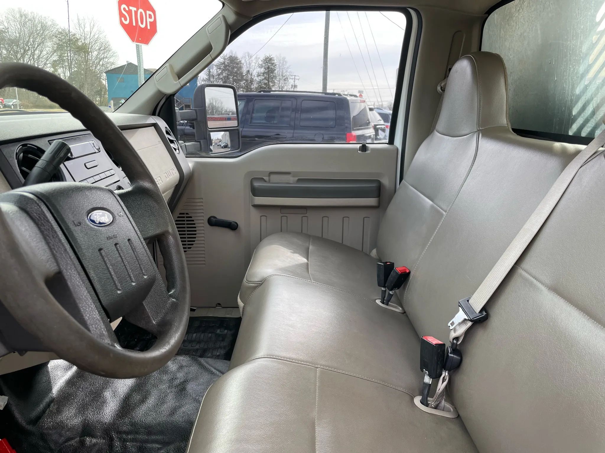 2008 Ford F350 Super Duty Regular Cab & Chassis