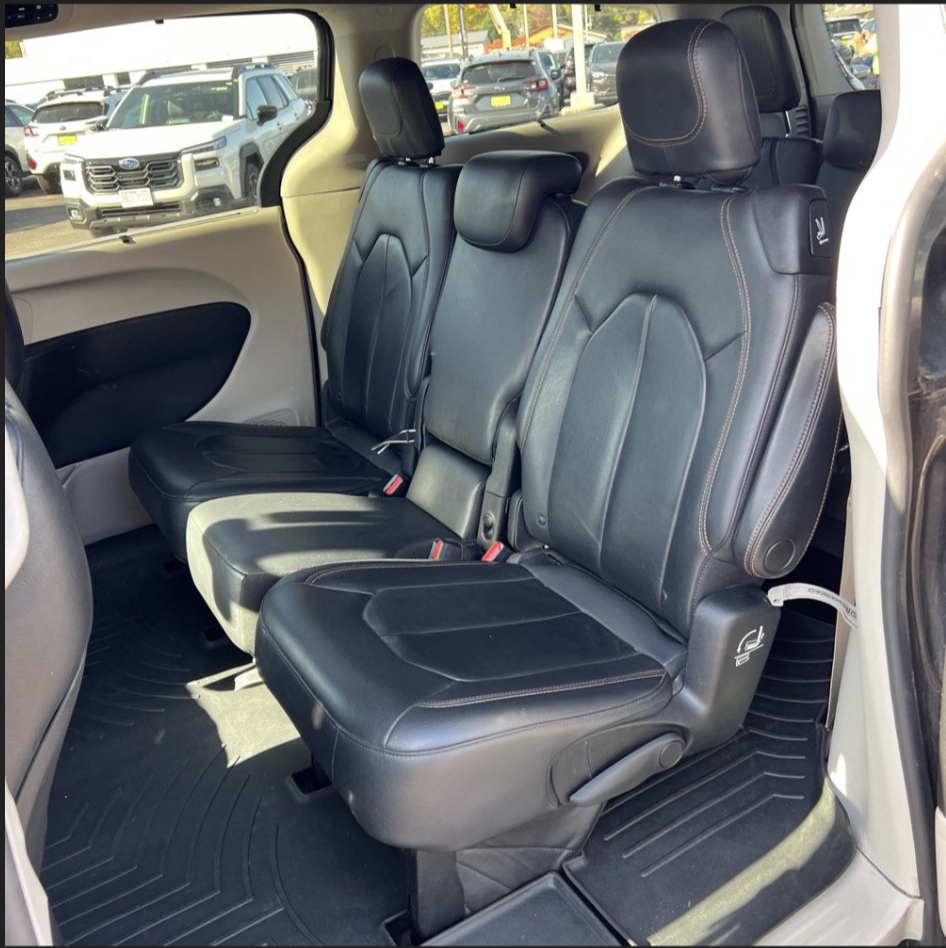 2017 CHRYSLER Pacifica