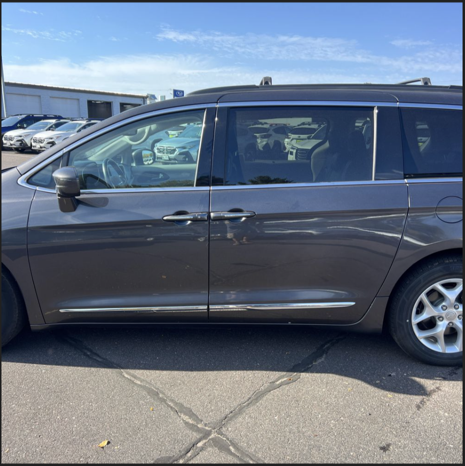 2017 CHRYSLER Pacifica