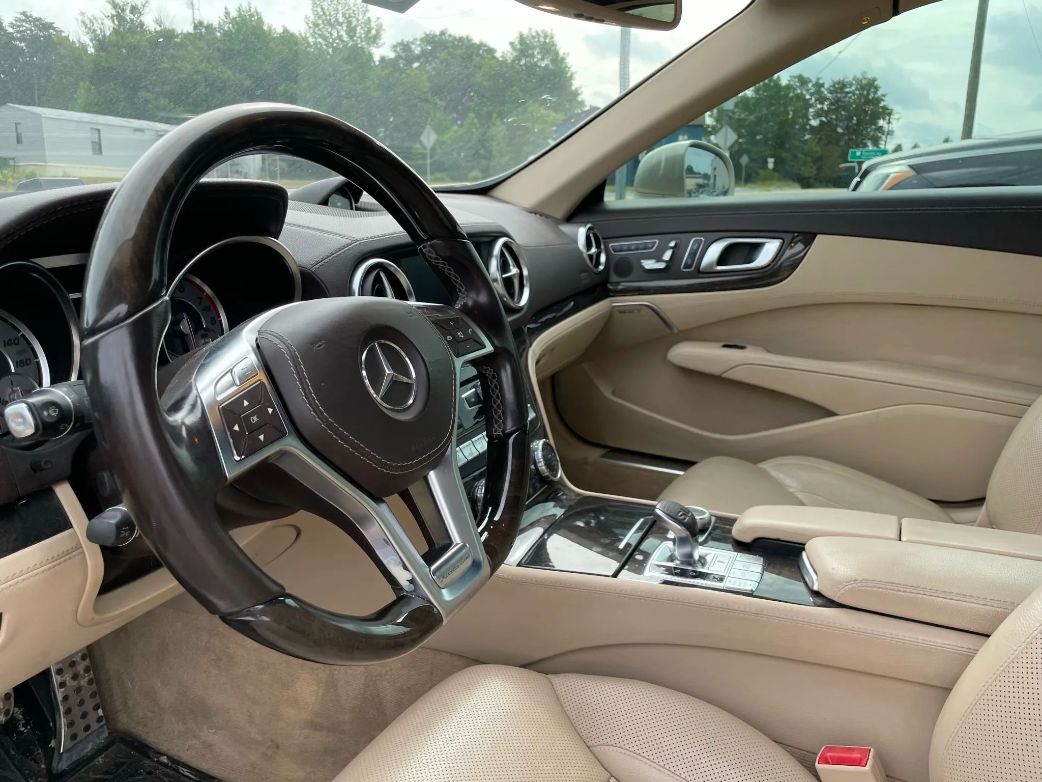 2013 MERCEDES-BENZ SL-Class