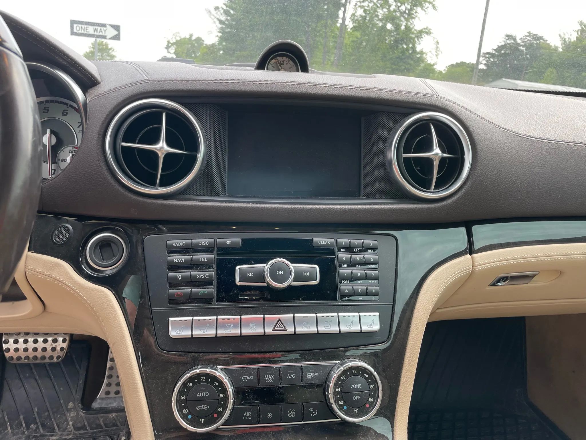 2013 MERCEDES-BENZ SL-Class