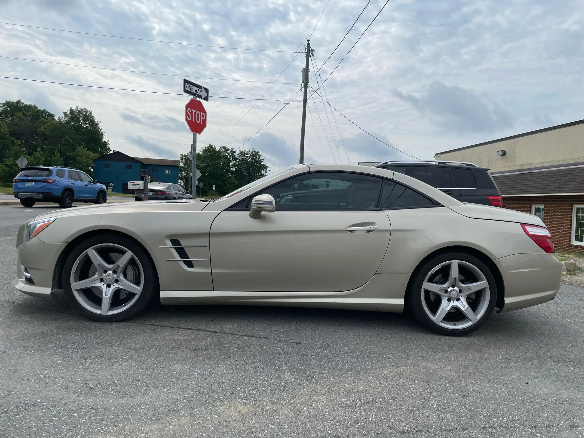 2013 MERCEDES-BENZ SL-Class