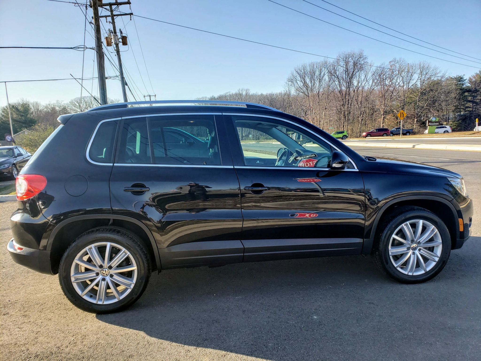 2010 VOLKSWAGEN Tiguan