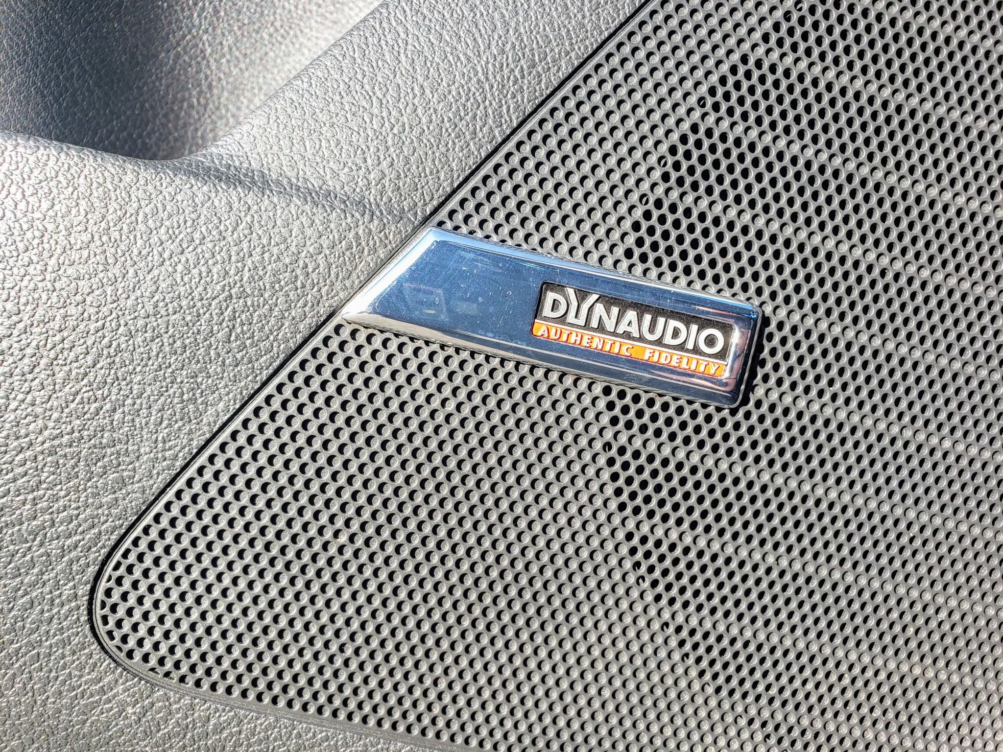 2010 VOLKSWAGEN Tiguan